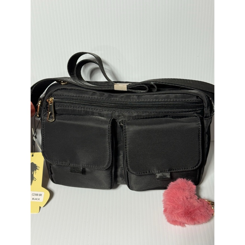 NWT VERY Spacious Black Women's Canvas Camera Bag with FREE Heart Bag Charm